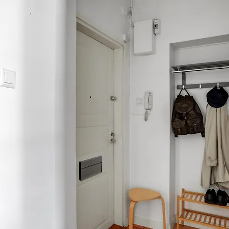 Nordic Top-floor Kamppi Square 100m Tram And Bus Helsinki